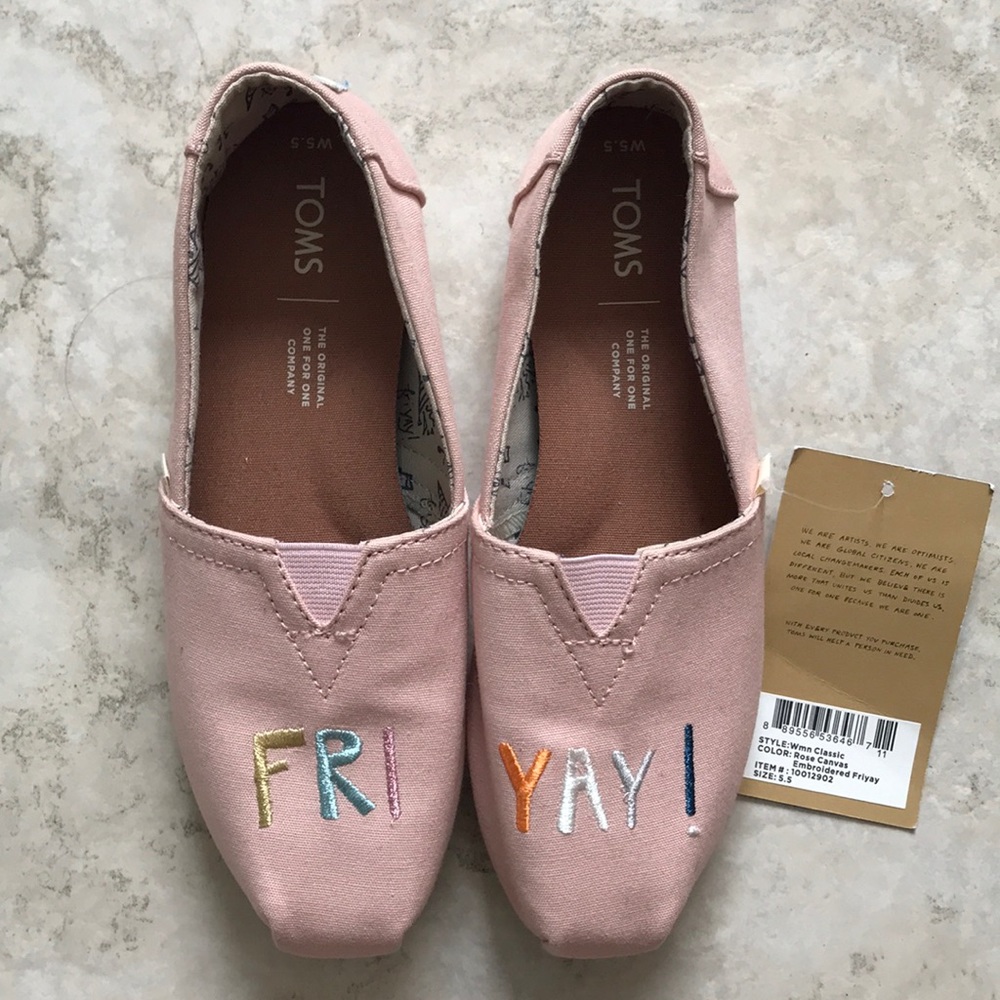Women’s Tom’s canvas slip ons
